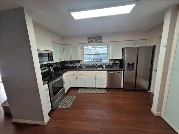 $694,000 | 505 North Highland Avenue, Clearwater, FL 33755