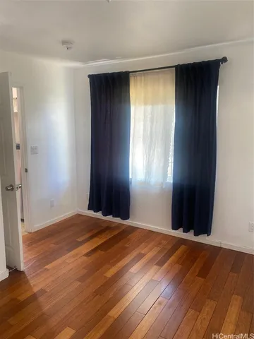 $1,300 | 98-118 Kihale Street, Unit BACK, Aiea, HI 96701