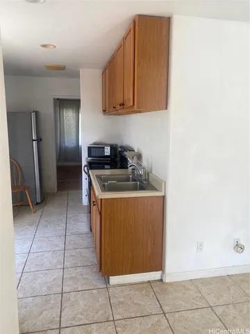 $1,300 | 98-118 Kihale Street, Unit BACK, Aiea, HI 96701