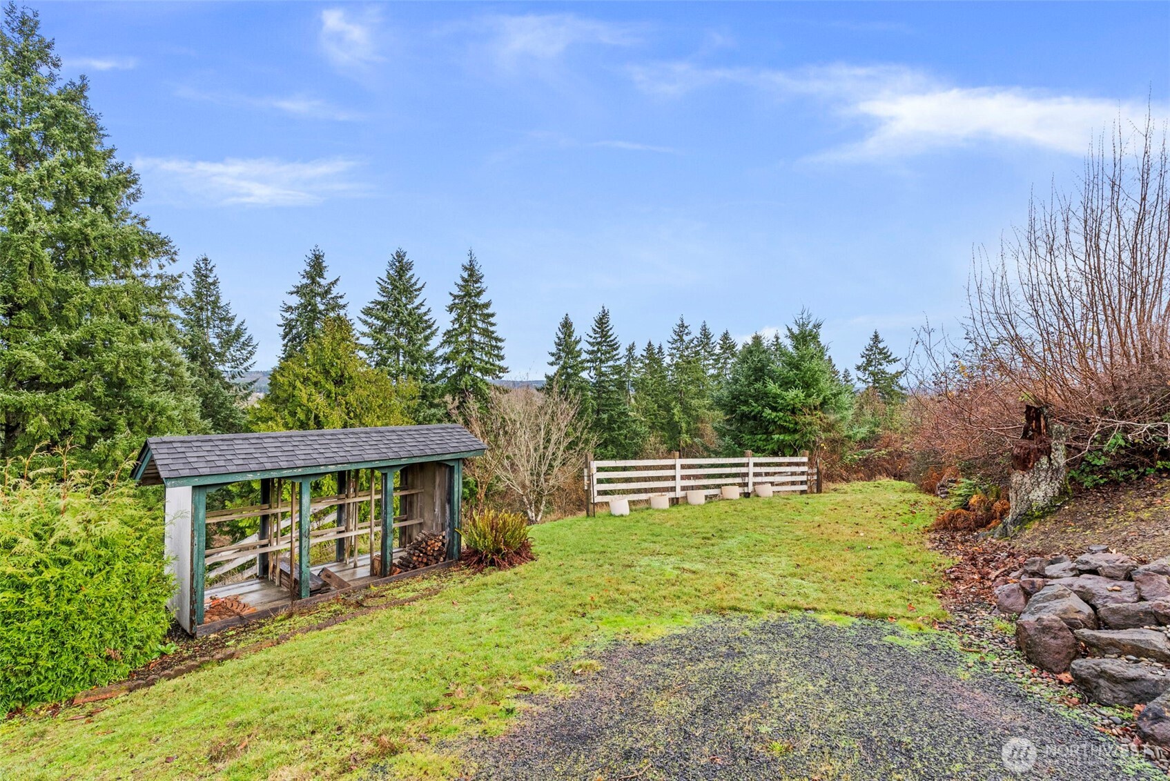 3321 Cooks Hill Road Centralia, WA 98531 - Photo 35 of 37 a view of a house with garden