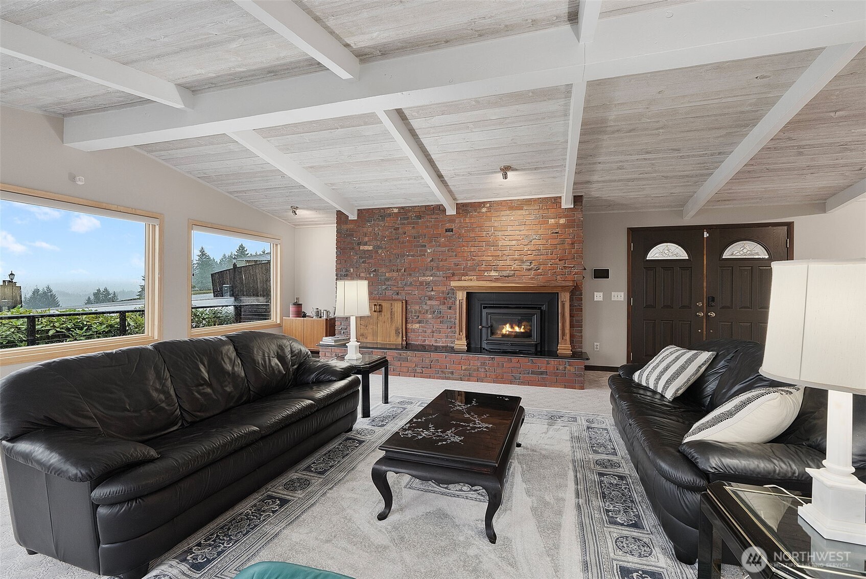 3321 Cooks Hill Road Centralia, WA 98531 - Photo 5 of 37 a living room with furniture and a fireplace
