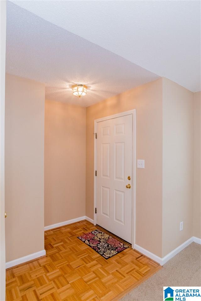184 Stonebridge Circle Pelham, AL 35124 - Photo 5 of 34