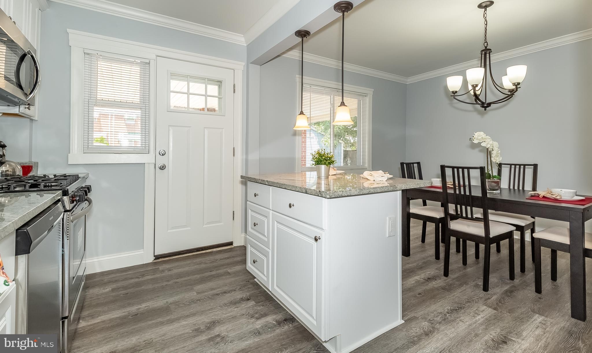 1950 Stanhope Road Baltimore, MD 21222 - Photo 15 of 45 BEAUTIFUL CROWN/TRIM WORKING THROUGHOUT HOME!