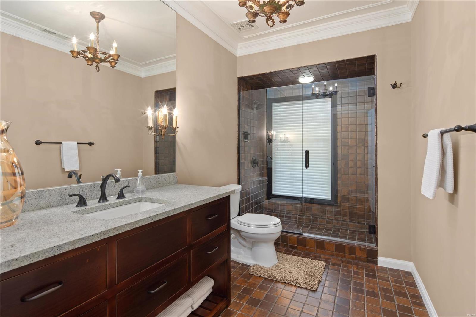 11112 Conway Road Frontenac, MO 63131 - Photo 39 of 55 Gallery Image 39