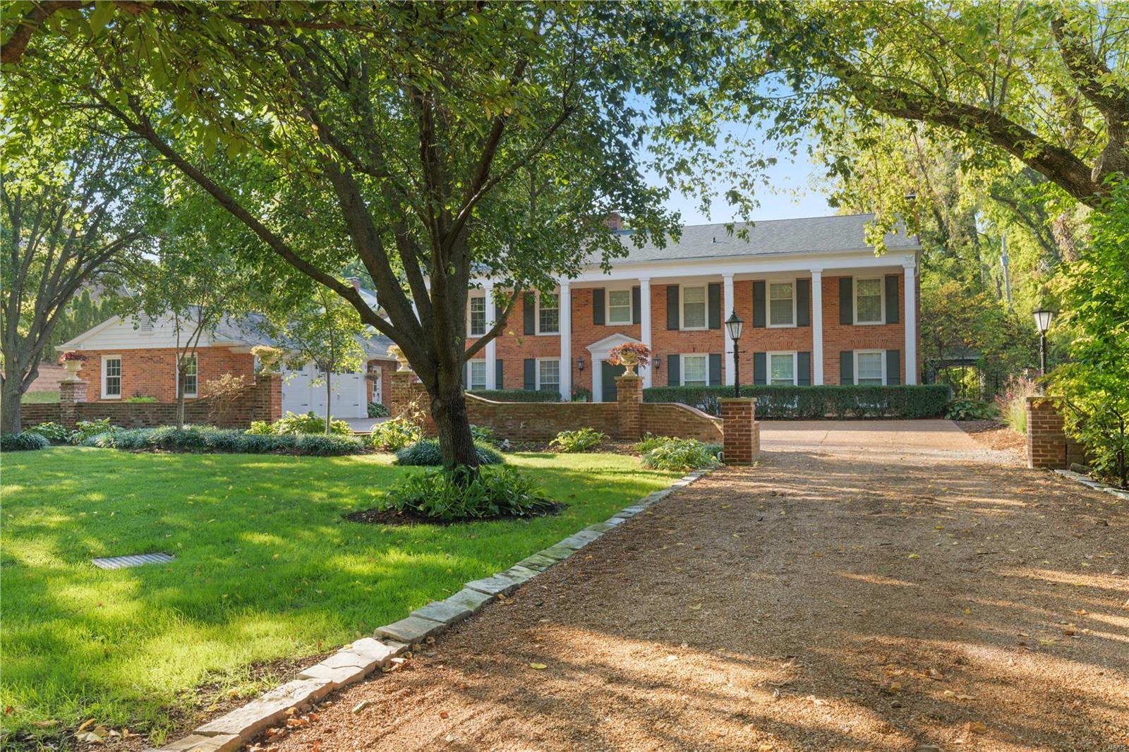11112 Conway Road Frontenac, MO 63131 - Photo 51 of 55 Gallery Image 51