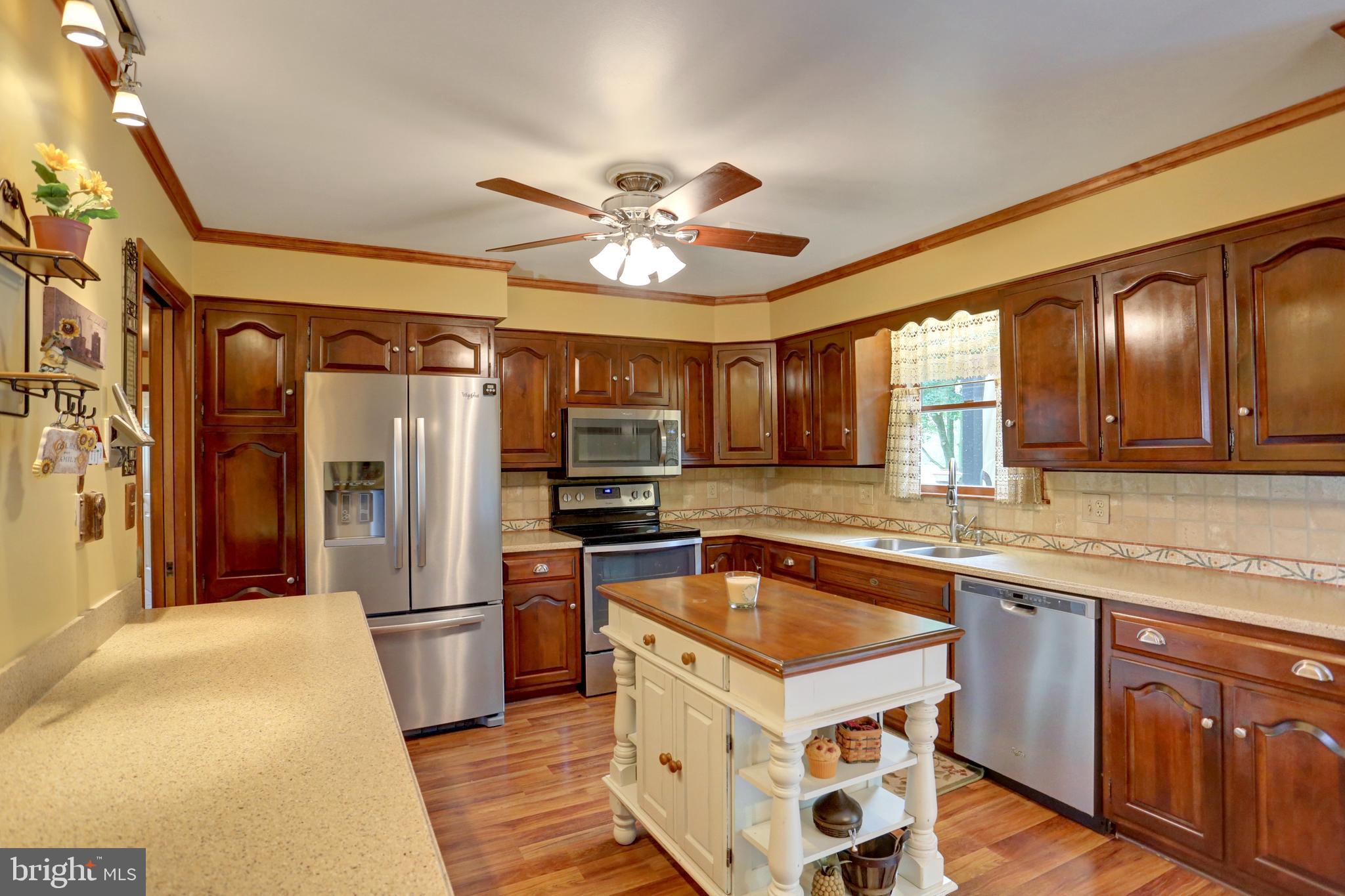 30 Kerrs Road Carlisle, PA 17015 - Photo 3 of 35 Gallery Image 3