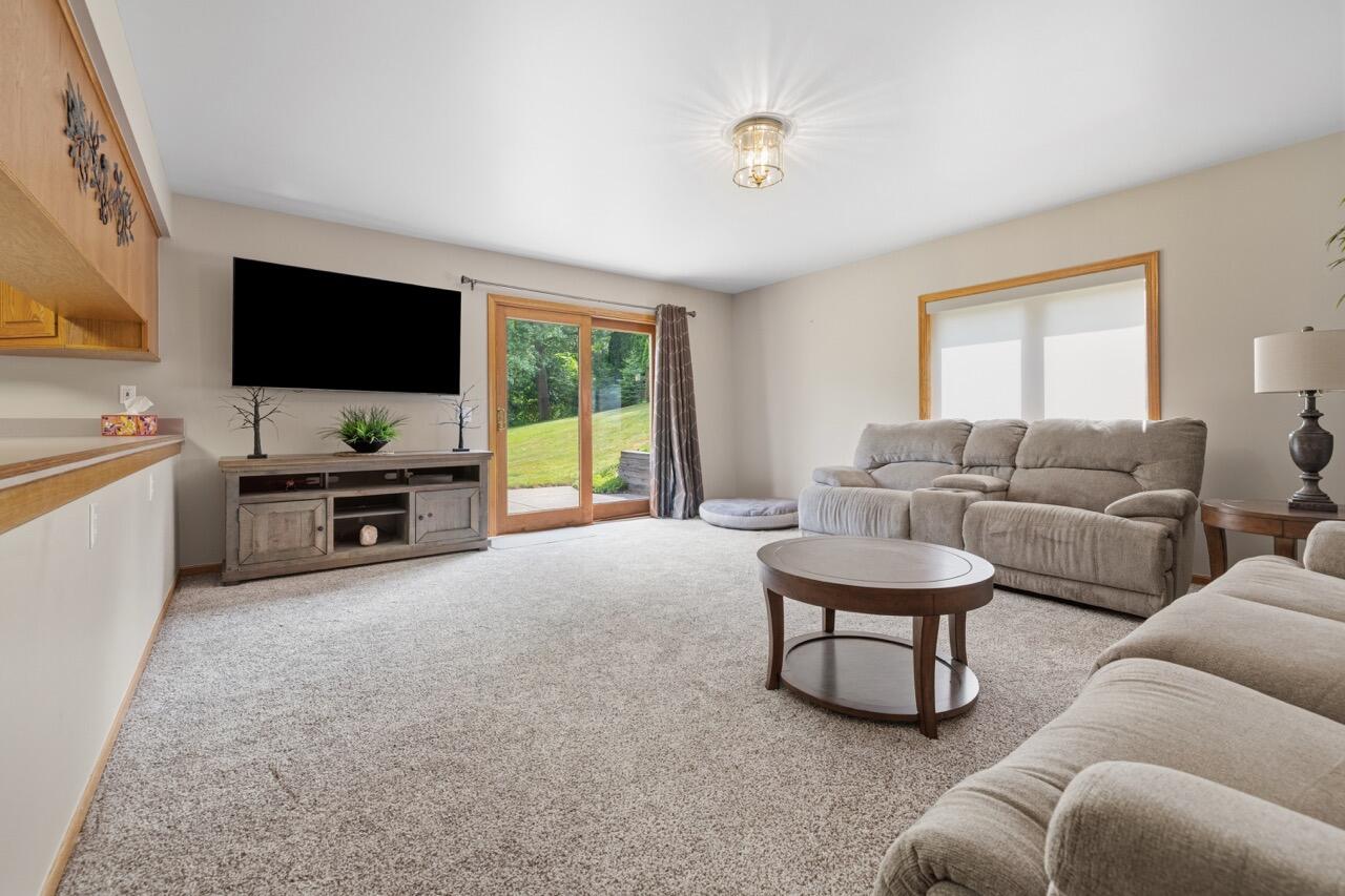10862 Silver Lake Road South Lyon, MI 48178 - Photo 29 of 52 10682 Silver Lake-198 Large