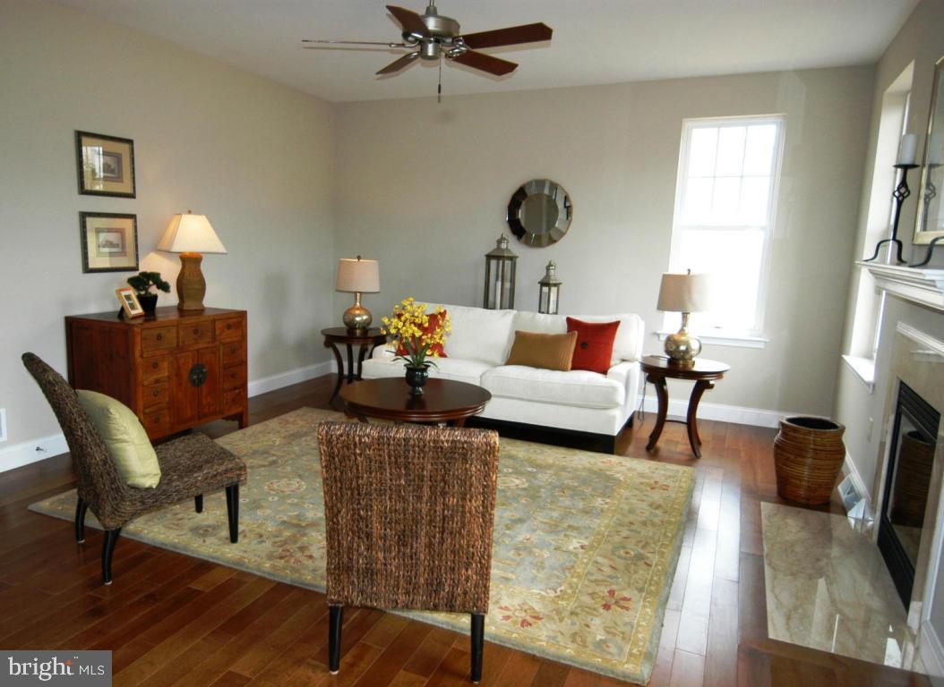 617 Dorset Street, Unit 49 Lititz, PA 17543 - Photo 12 of 14 Gallery Image 12