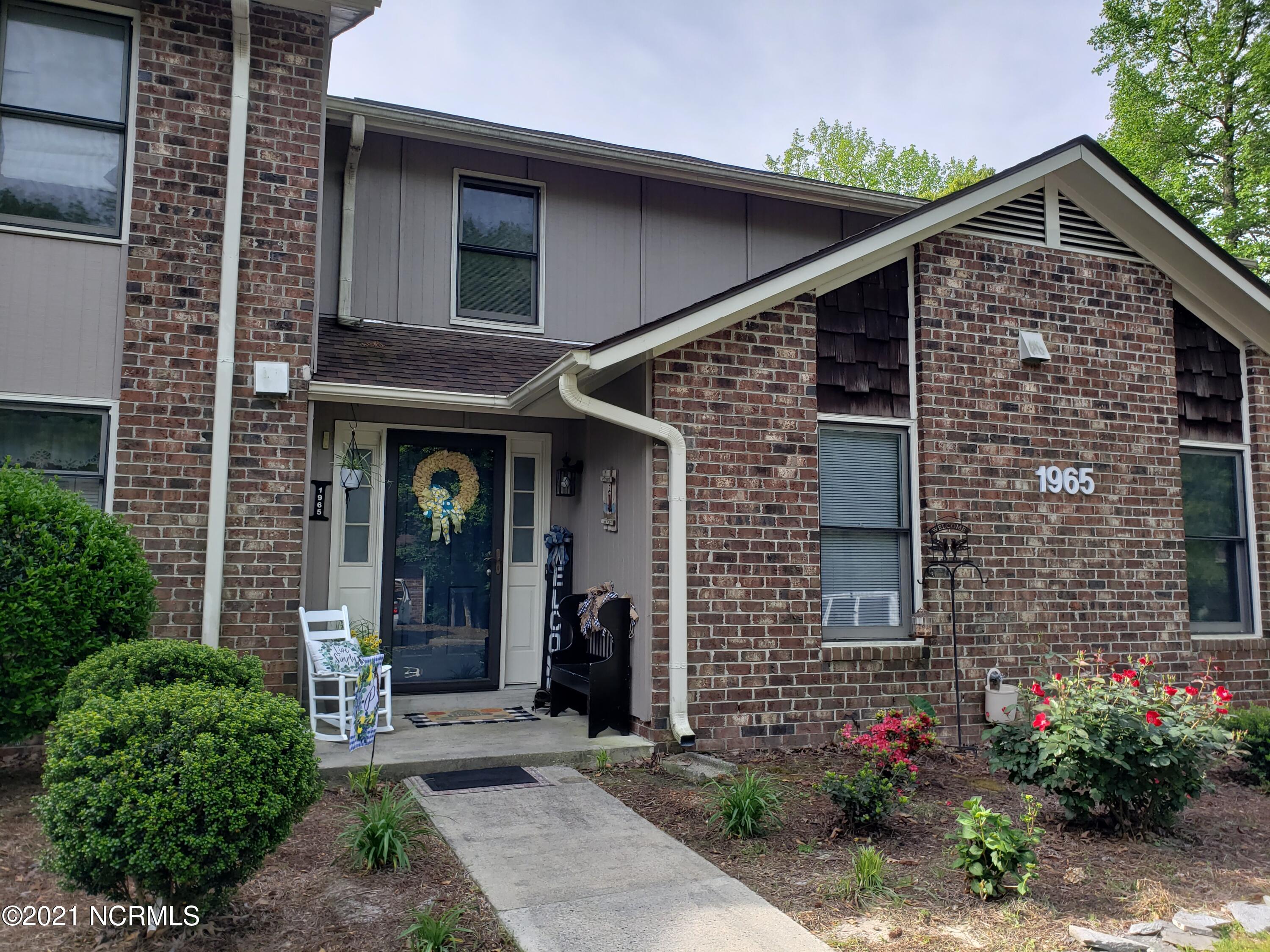 1965 Quail Ridge Road, Unit I Greenville, NC 27858 - Photo 1 of 16 Front of Home