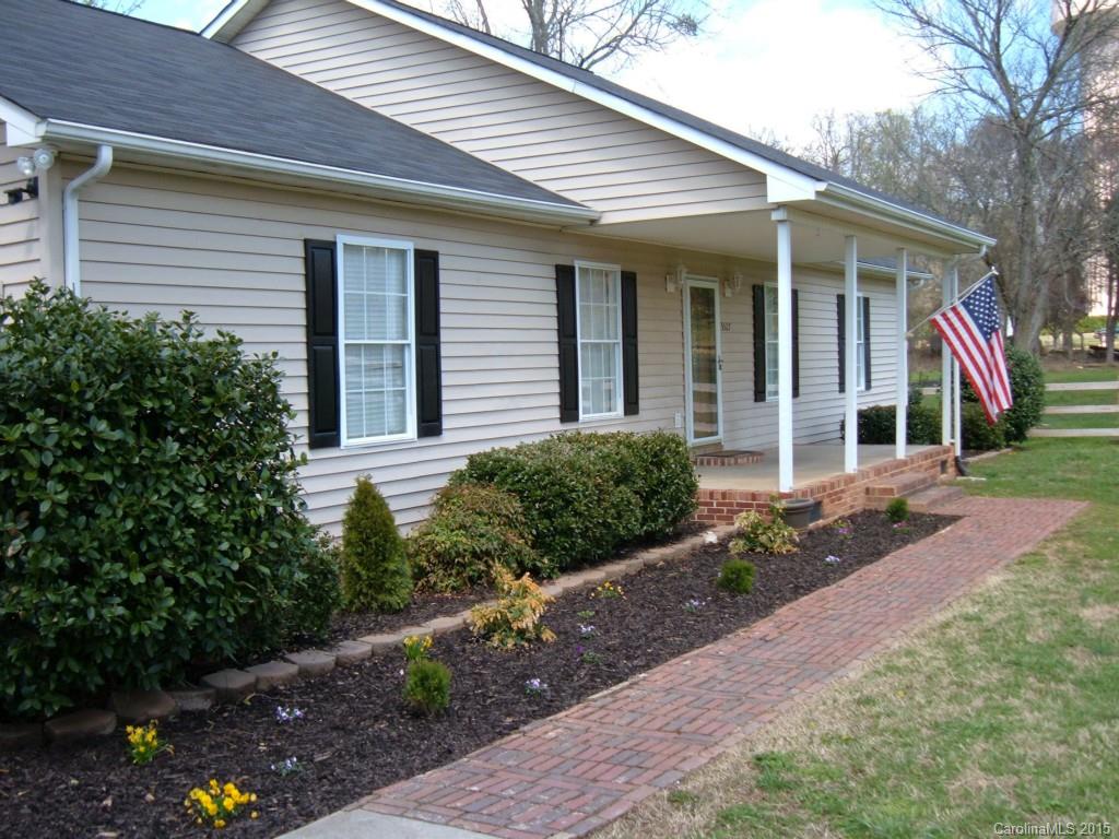 3527 East North Corner Road Lancaster, SC 29720 - Photo 3 of 23