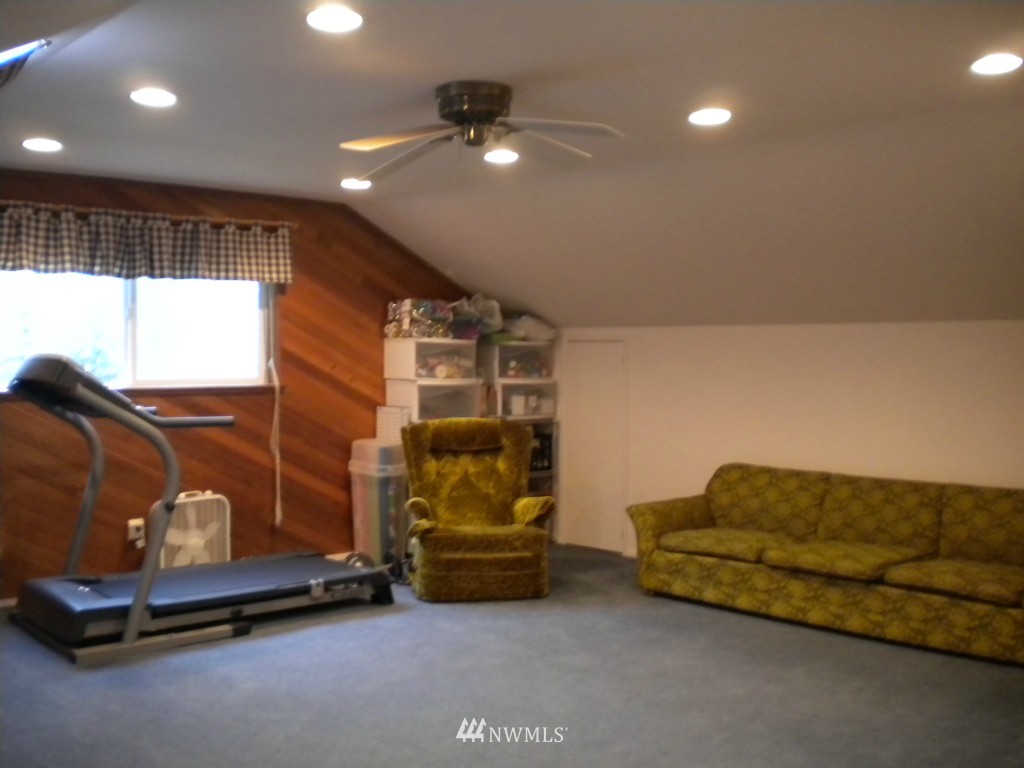 14645 Southeast 181st Street Renton, WA 98058 - Photo 14 of 24 Gallery Image 14