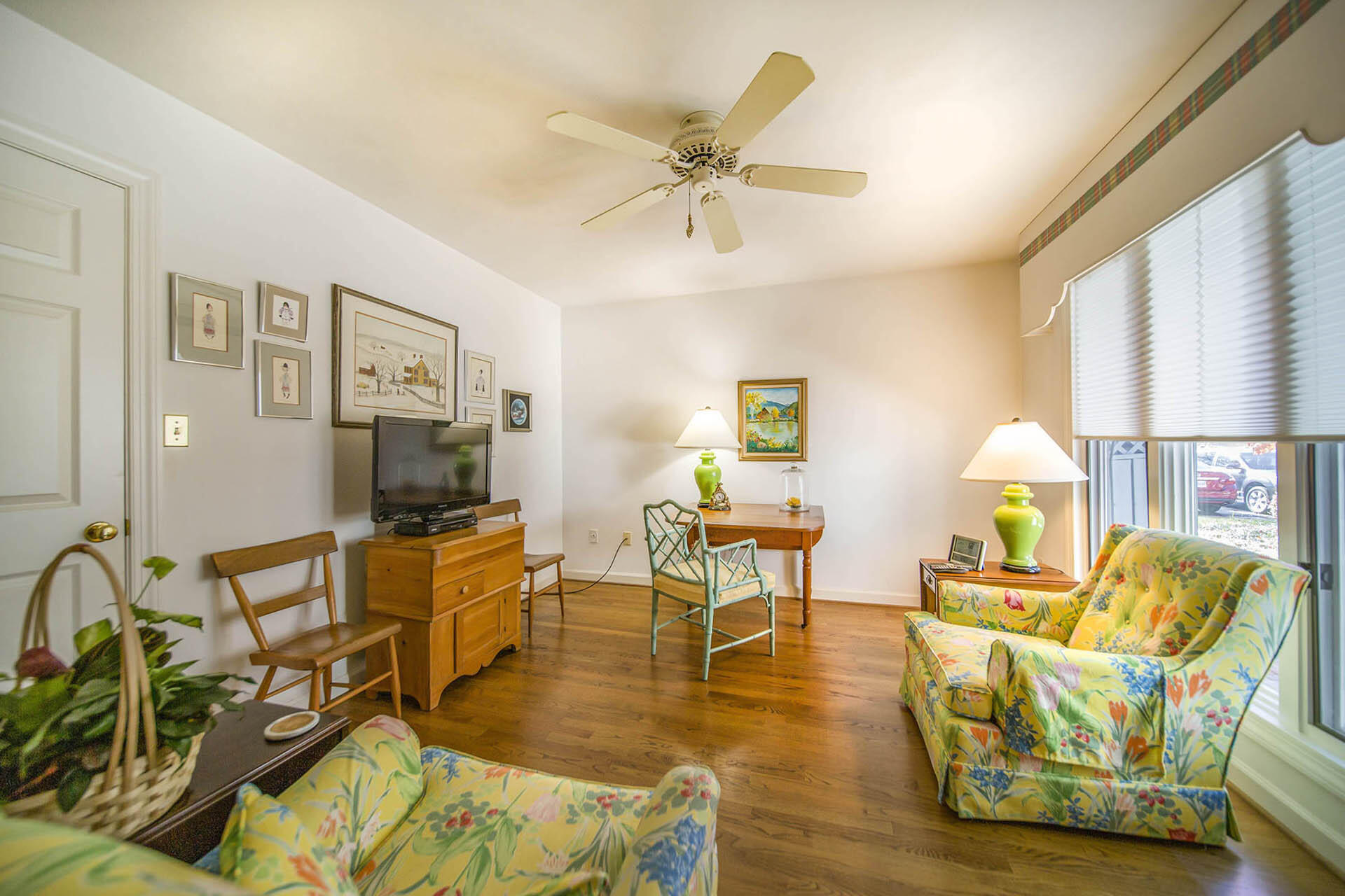 2534 South Clearing Road Salem, VA 24153 - Photo 7 of 43 6