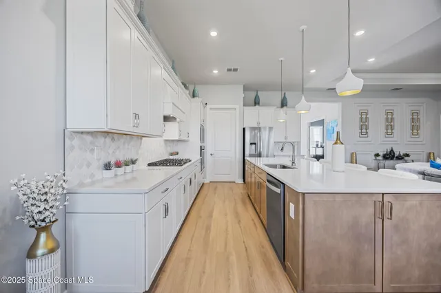 $729,000 | 2575 Pine Preserve Court, St. Cloud, FL 34771