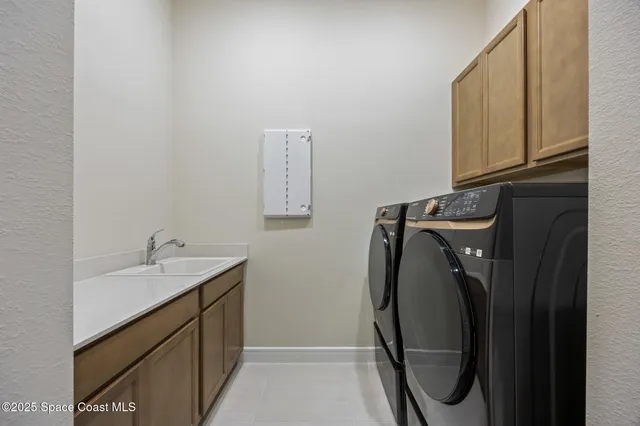 $729,000 | 2575 Pine Preserve Court, St. Cloud, FL 34771