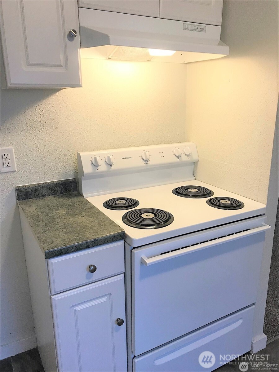 123 Acorn Street Bremerton, WA 98310 - Photo 12 of 31