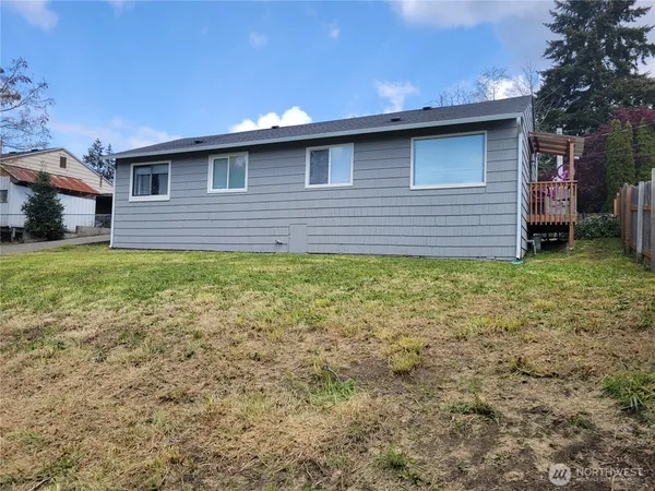 $379,000 | 123 Acorn Street, Bremerton, WA 98310