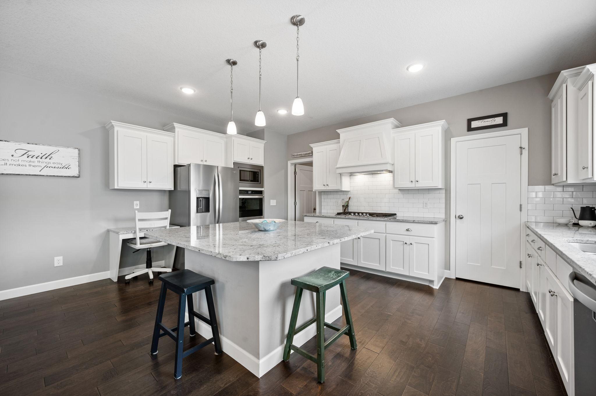 5281 East County Line Road North St. Paul, MN 55110 - Photo 8 of 44