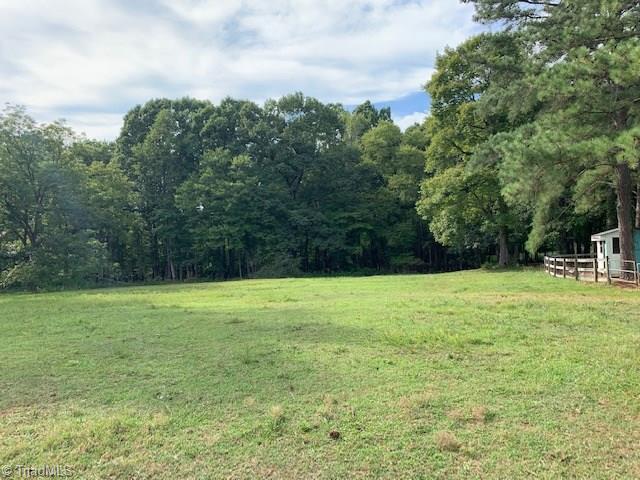 1304 Baker Crossroad Road Reidsville, NC 27320 - Photo 6 of 30 Gallery Image 6