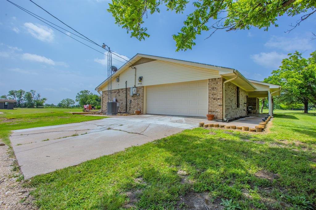 1608 Sunset Road Robinson, TX 76706 - Photo 2 of 36