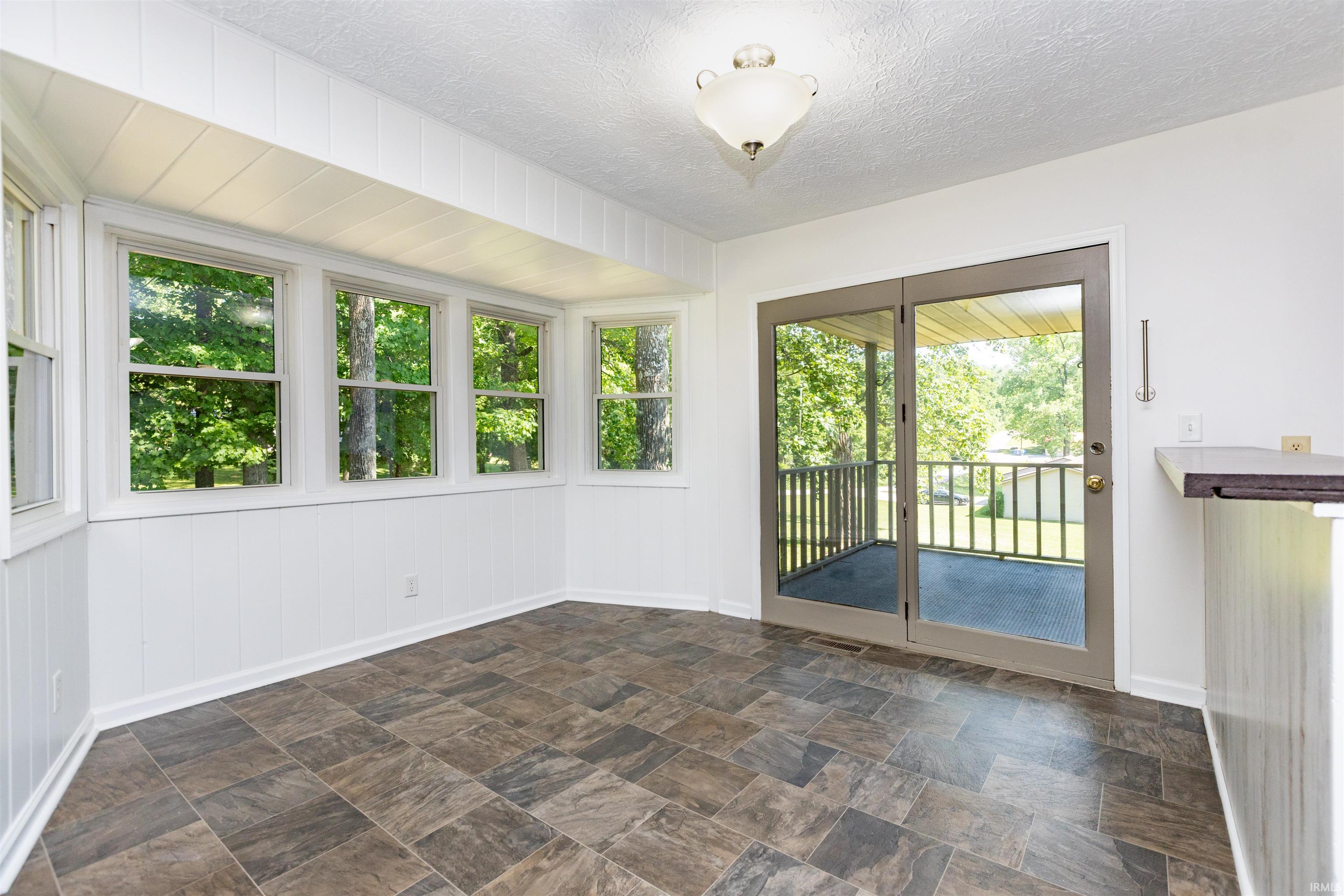 790 East Dillman Road Bloomington, IN 47401 - Photo 19 of 48