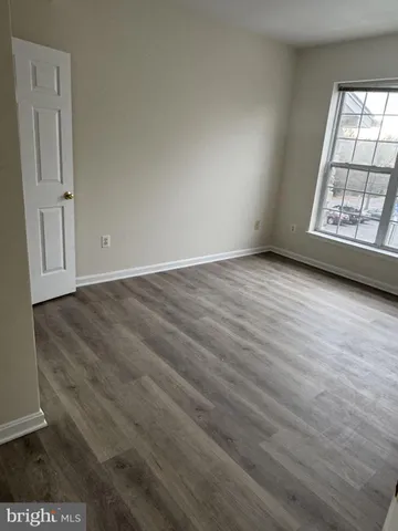 $425,000 | 5963 Founders Hill Drive, Unit 201, Alexandria, VA 22310