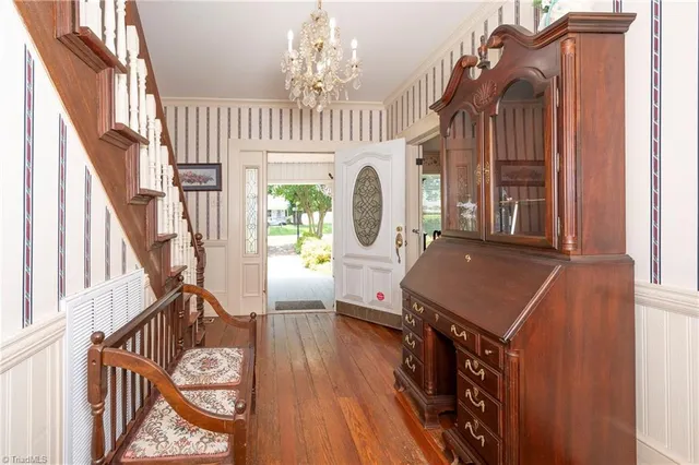 $549,900 | 301 Virginia Drive, Yadkinville, NC 27055