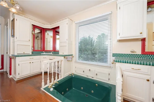 $549,900 | 301 Virginia Drive, Yadkinville, NC 27055