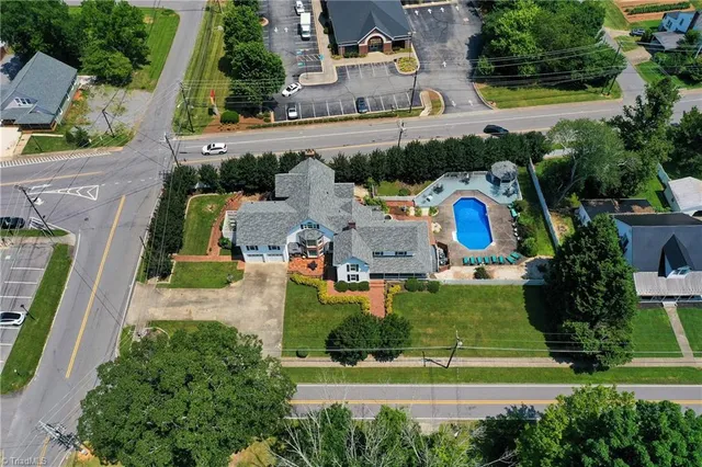 $549,900 | 301 Virginia Drive, Yadkinville, NC 27055