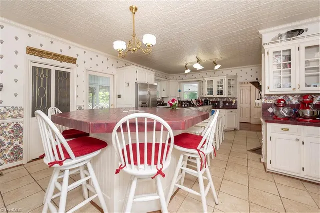 $549,900 | 301 Virginia Drive, Yadkinville, NC 27055