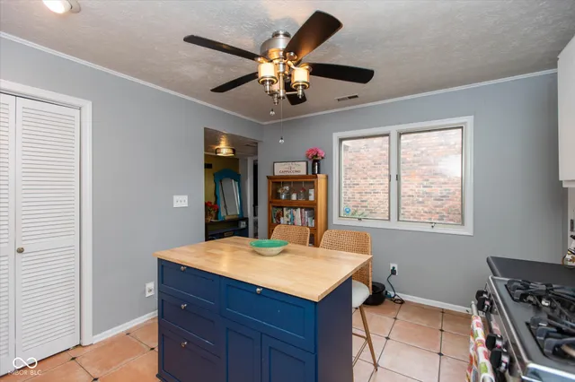 $229,000 | 558 Cielo Vista Drive, Greenwood, IN 46143