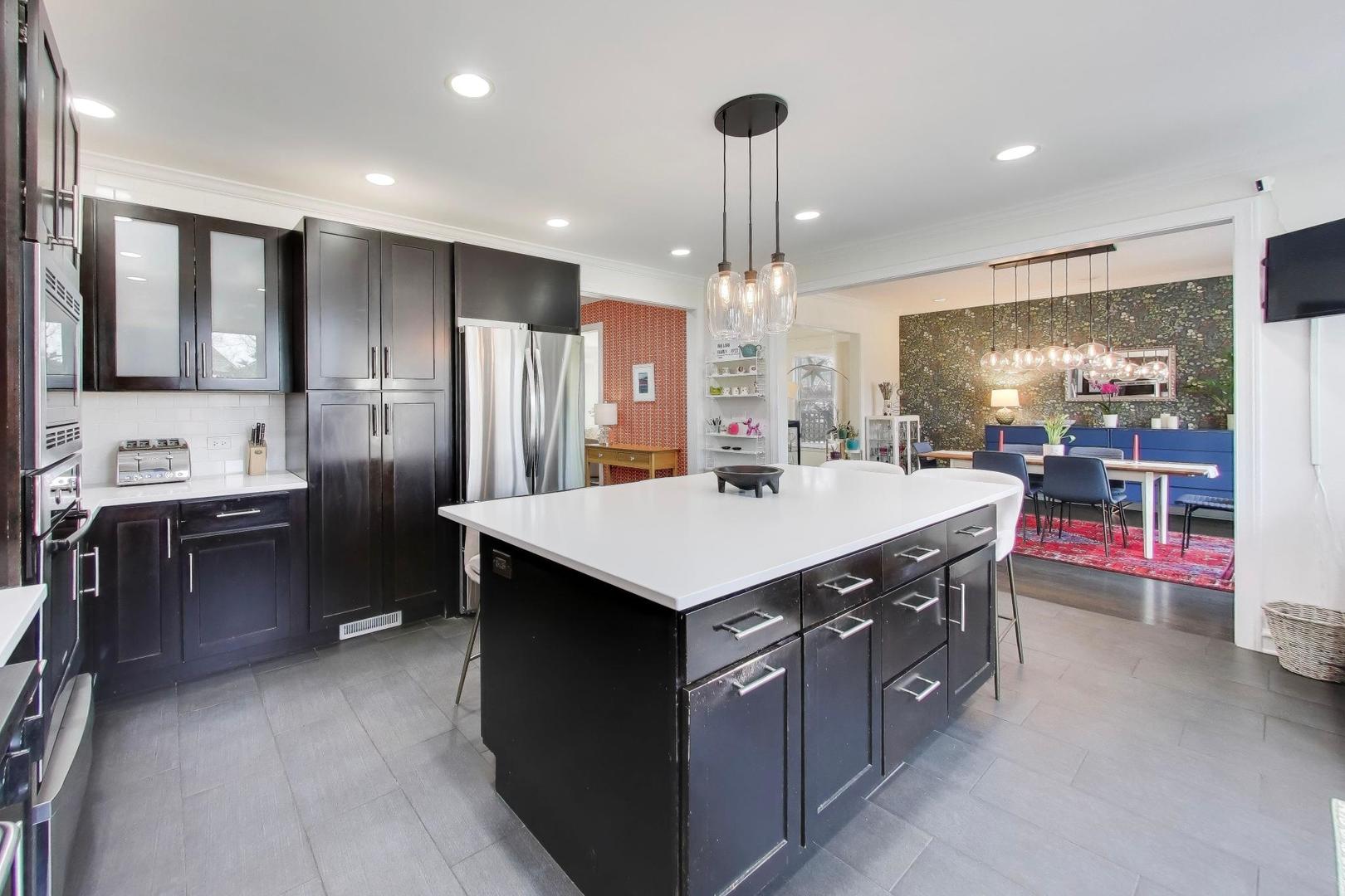 1217 Sheridan Road Evanston, IL 60202 - Photo 13 of 43