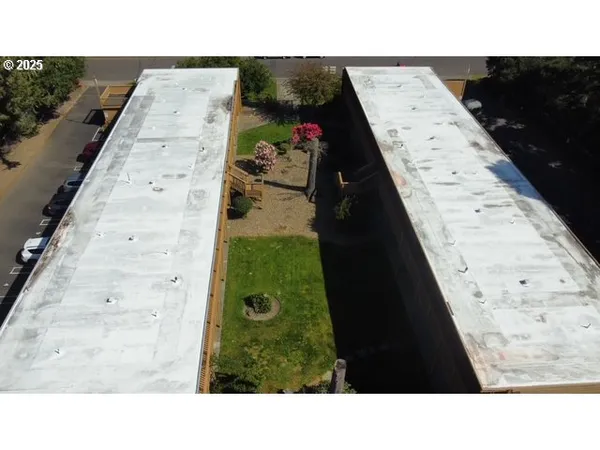 $164,000 | 1260 10th Street, Unit 5, Florence, OR 97439