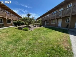 $164,000 | 1260 10th Street, Unit 5, Florence, OR 97439