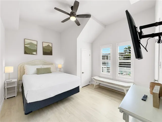 $2,100,000 | 1601 Ocean Drive, Corpus Christi, TX 78404