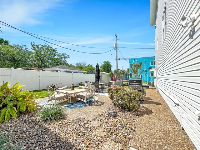 $2,100,000 | 1601 Ocean Drive, Corpus Christi, TX 78404