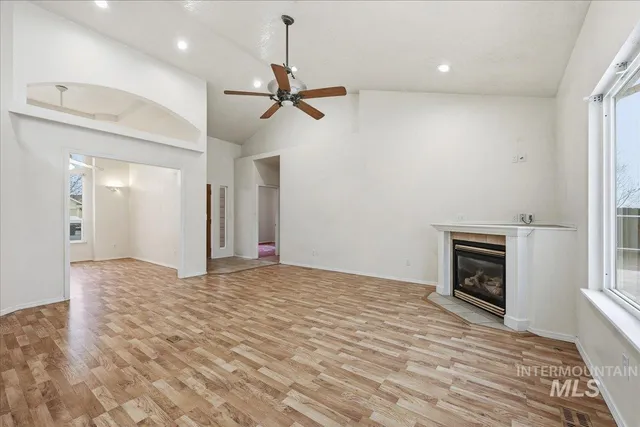 $325,000 | 1802 West Roberts Avenue, Nampa, ID 83651