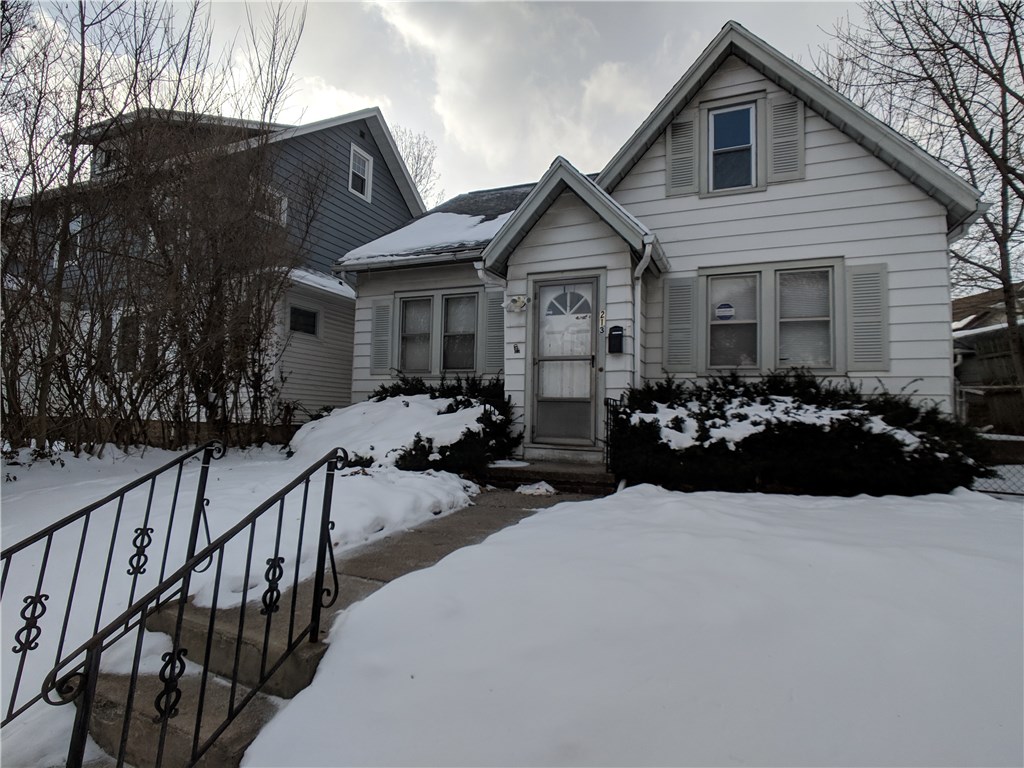 213 Longview Terrace Rochester, NY 14609 - Photo 1 of 1 Front of House