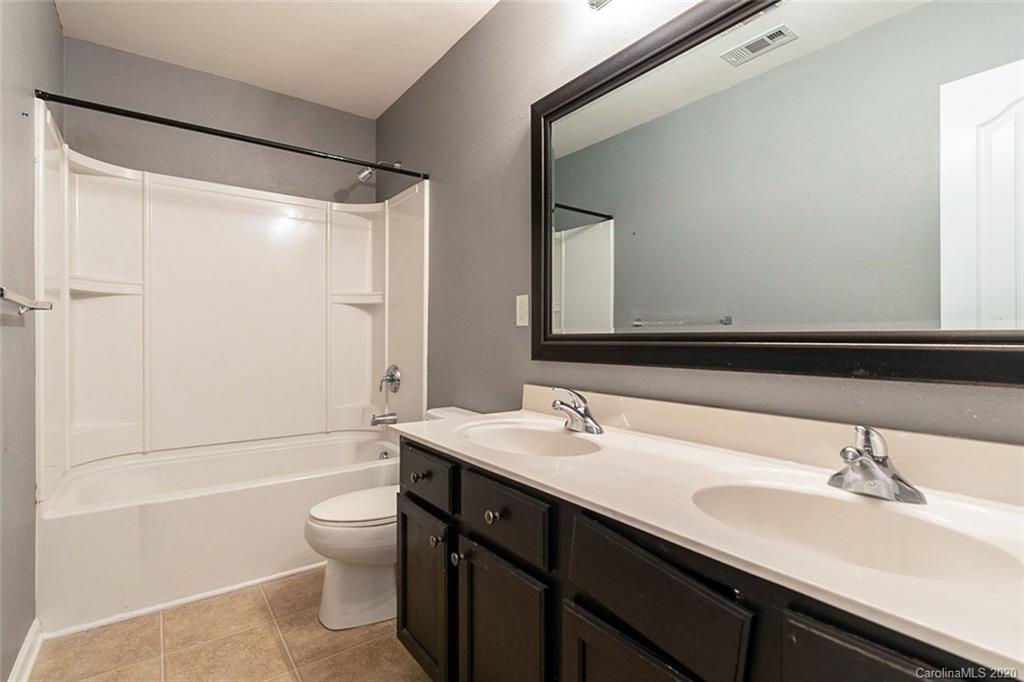 1402 River Run Road Lowell, NC 28098 - Photo 22 of 27 Gallery Image 22