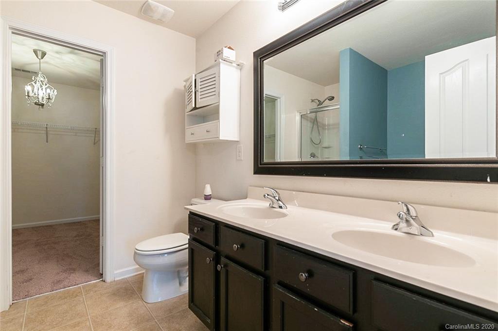 1402 River Run Road Lowell, NC 28098 - Photo 4 of 27 Gallery Image 4
