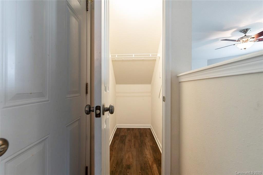 1402 River Run Road Lowell, NC 28098 - Photo 9 of 27 Gallery Image 9
