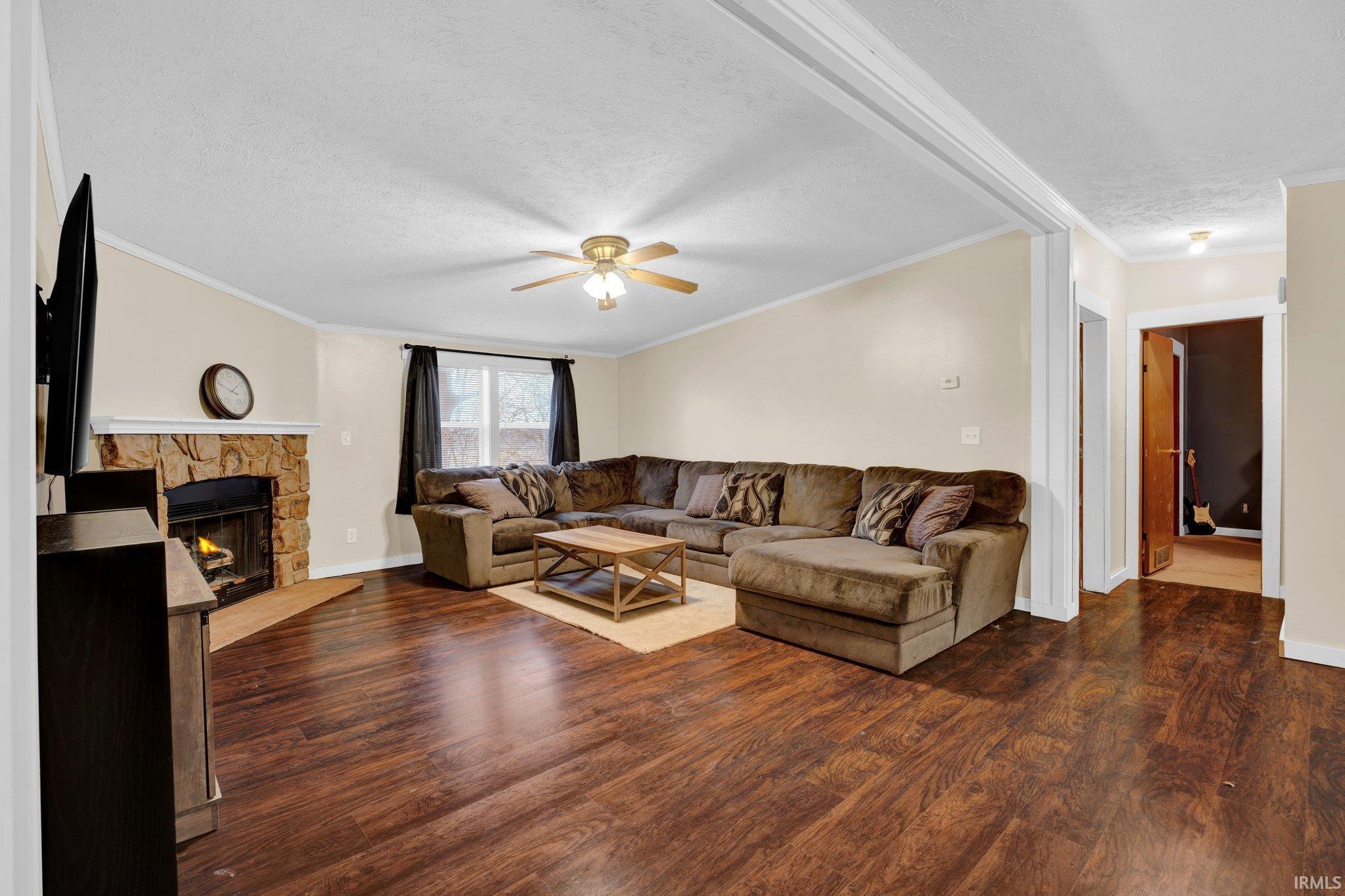1908 Middle Leesville Road Bedford, IN 47421 - Photo 5 of 21 Gallery Image 5
