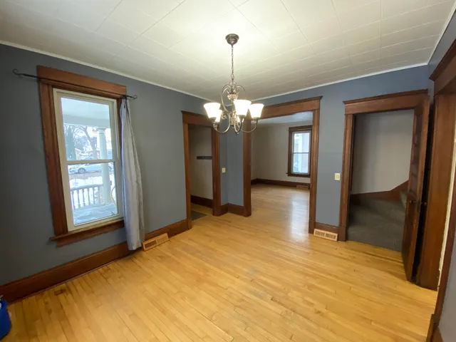 $279,000 | 441 Hawthorne Street, Burlington, WI 53105