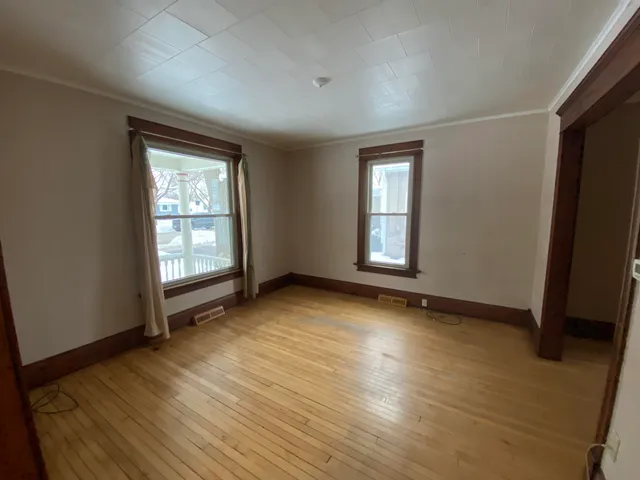 $279,000 | 441 Hawthorne Street, Burlington, WI 53105