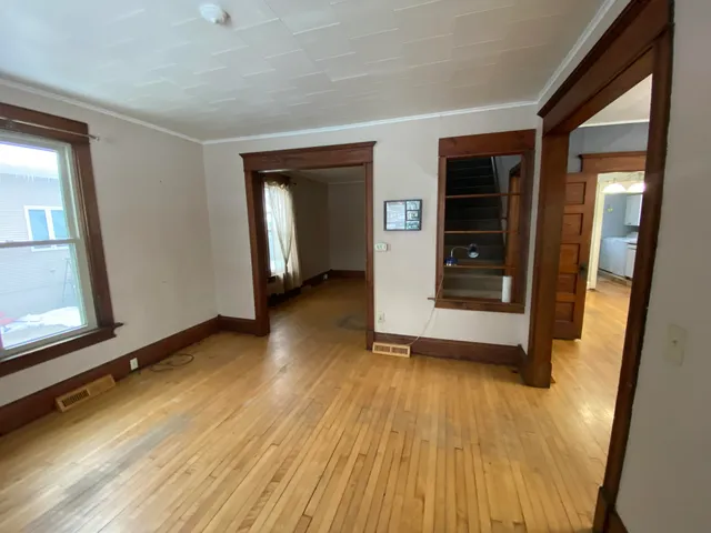 $279,000 | 441 Hawthorne Street, Burlington, WI 53105