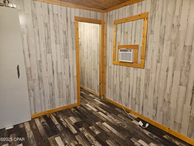 $124,900 | 711 Heavener Lane, Southport, FL 32409