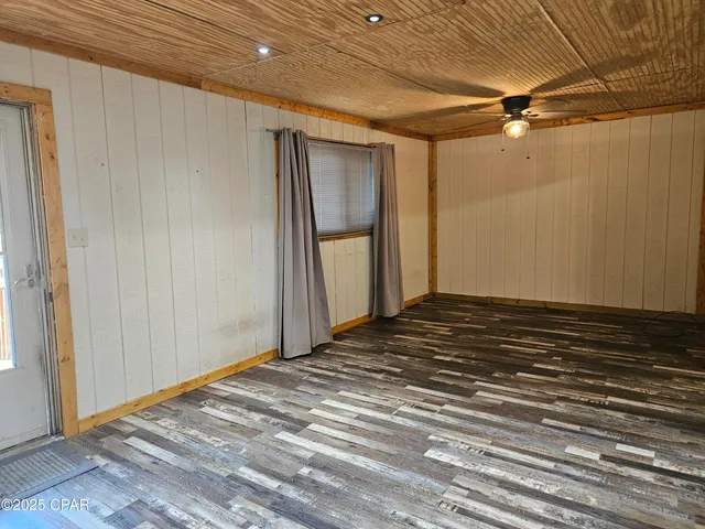 $124,900 | 711 Heavener Lane, Southport, FL 32409