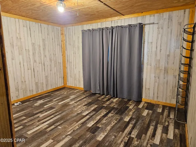 $124,900 | 711 Heavener Lane, Southport, FL 32409