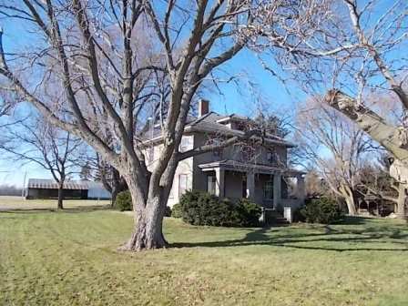 775 North Gorham Road Morris, IL 60450 - Photo 24 of 41 a front view of a house with a yard
