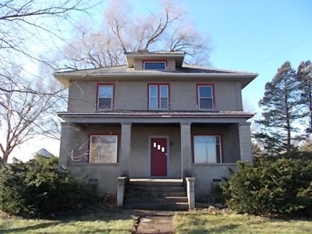 775 North Gorham Road Morris, IL 60450 - Photo 28 of 41 a view of a house with large trees