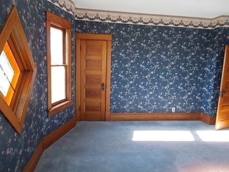 775 North Gorham Road Morris, IL 60450 - Photo 8 of 41 a view of hallway with window